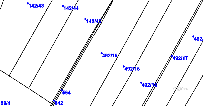 Parcela st. 492/16 v KÚ Chroustovice, Katastrální mapa