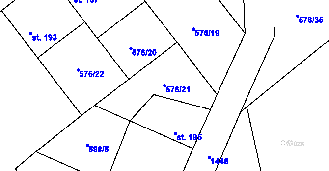 Parcela st. 576/21 v KÚ Chvaletice, Katastrální mapa