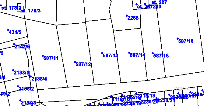 Parcela st. 587/13 v KÚ Chvalkovice, Katastrální mapa