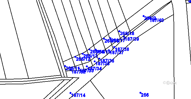 Parcela st. 266/15 v KÚ Chvalnov, Katastrální mapa