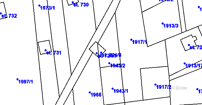 Parcela st. 724/8 v KÚ Chyňava, Katastrální mapa