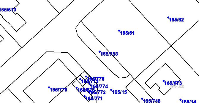 Parcela st. 165/758 v KÚ Jenišov, Katastrální mapa