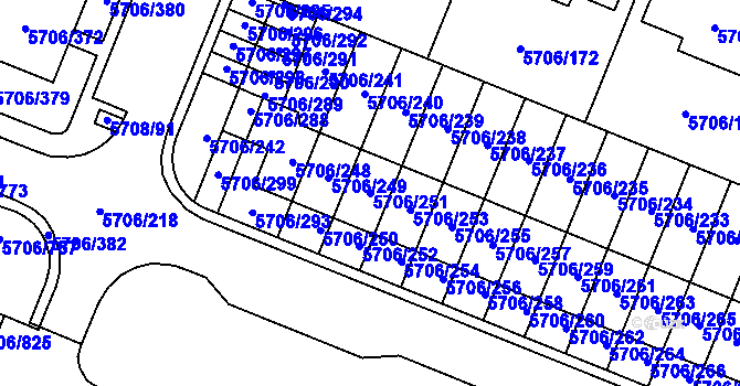 Parcela st. 5706/251 v KÚ Jihlava, Katastrální mapa
