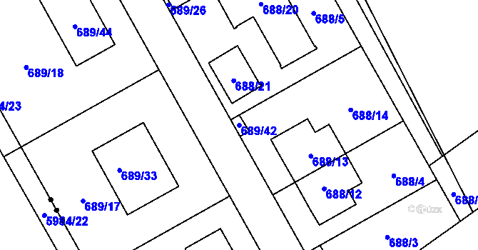 Parcela st. 689/42 v KÚ Březenec, Katastrální mapa
