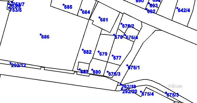 Parcela st. 679 v KÚ Kadaň, Katastrální mapa