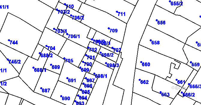 Parcela st. 698/2 v KÚ Kadaň, Katastrální mapa
