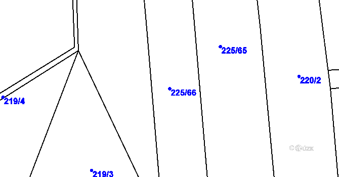 Parcela st. 225/66 v KÚ Kameničky, Katastrální mapa