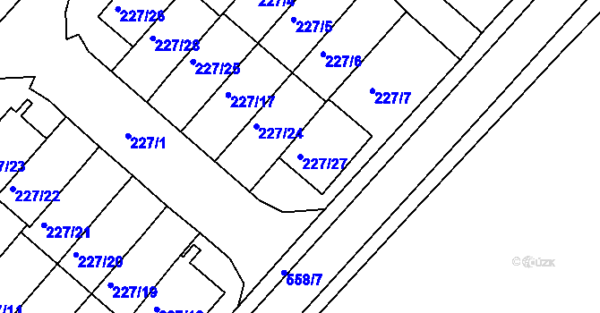 Parcela st. 227/27 v KÚ Dvory, Katastrální mapa
