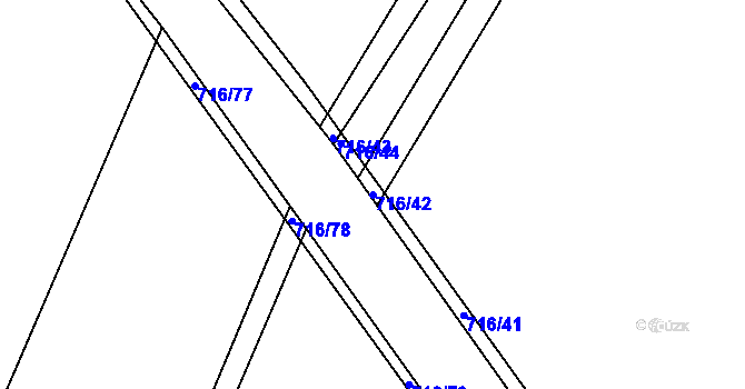 Parcela st. 716/42 v KÚ Komárov u Holic, Katastrální mapa