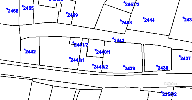 Parcela st. 2440/1 v KÚ Kravaře ve Slezsku, Katastrální mapa