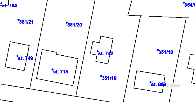Parcela st. 742 v KÚ Kytín, Katastrální mapa