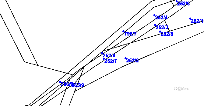 Parcela st. 252/8 v KÚ Lhota Komárov, Katastrální mapa