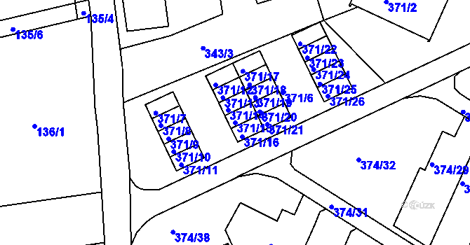 Parcela st. 371/15 v KÚ Dolní Hanychov, Katastrální mapa
