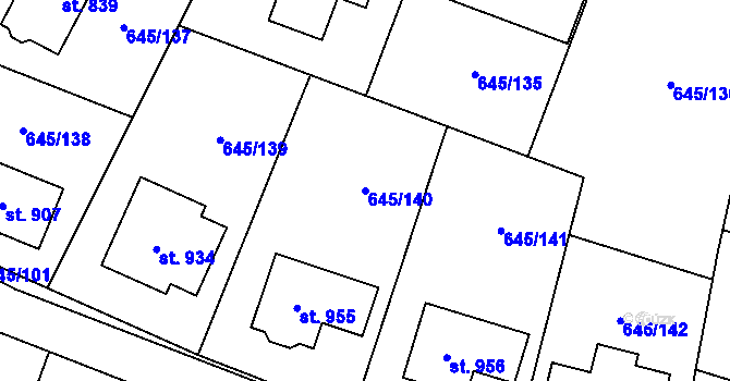 Parcela st. 645/140 v KÚ Líbeznice, Katastrální mapa