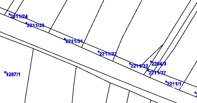 Parcela st. 2211/32 v KÚ Lišov, Katastrální mapa
