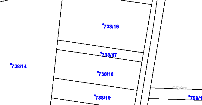 Parcela st. 738/17 v KÚ Lišov, Katastrální mapa