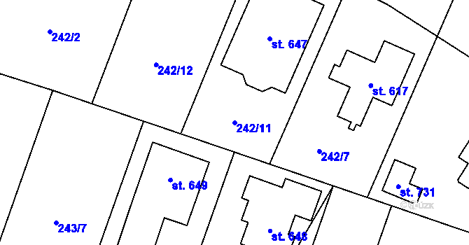 Parcela st. 242/11 v KÚ Loučeň, Katastrální mapa