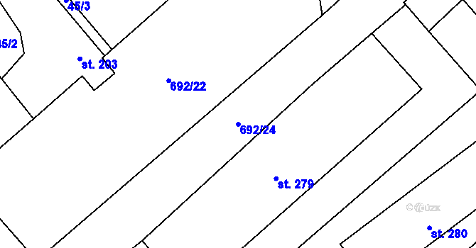 Parcela st. 692/24 v KÚ Loučeň, Katastrální mapa