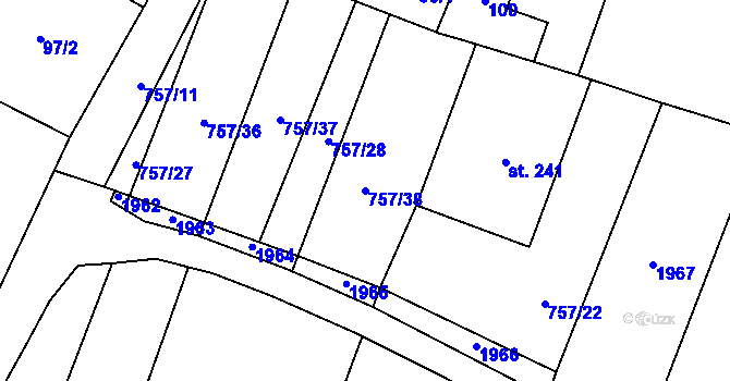 Parcela st. 757/38 v KÚ Lužec nad Cidlinou, Katastrální mapa