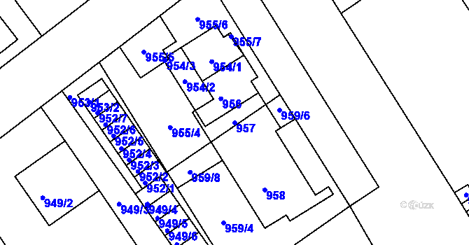 Parcela st. 957 v KÚ Mělník, Katastrální mapa