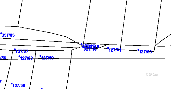 Parcela st. 327/19 v KÚ Kloušov, Katastrální mapa