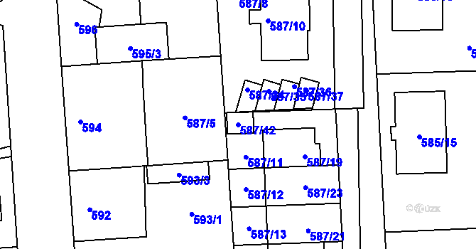 Parcela st. 587/42 v KÚ Městec Králové, Katastrální mapa