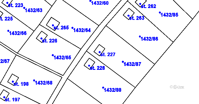 Parcela st. 227 v KÚ Mezina, Katastrální mapa