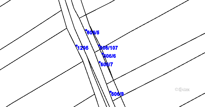 Parcela st. 606/6 v KÚ Uhřice, Katastrální mapa