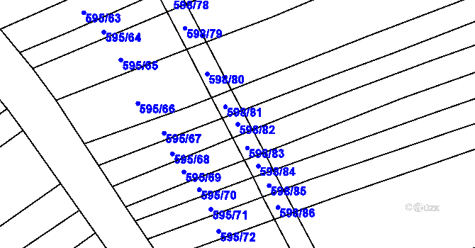 Parcela st. 598/82 v KÚ Uhřice, Katastrální mapa