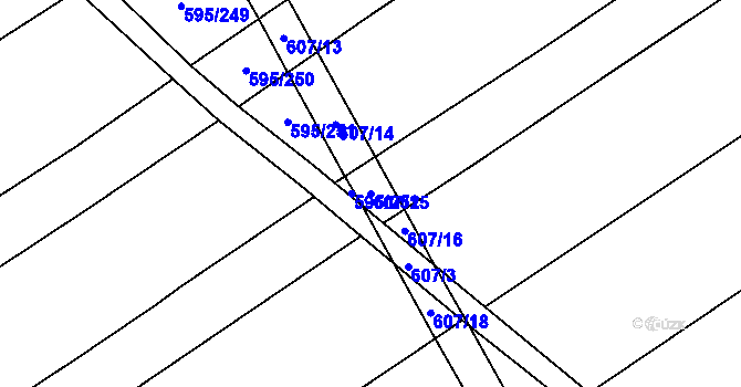 Parcela st. 607/15 v KÚ Uhřice, Katastrální mapa