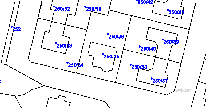 Parcela st. 250/35 v KÚ Mochov, Katastrální mapa