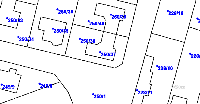 Parcela st. 250/37 v KÚ Mochov, Katastrální mapa