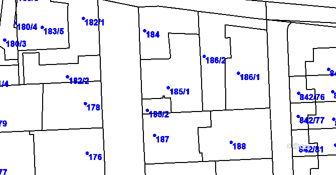 Parcela st. 185/1 v KÚ Mochov, Katastrální mapa
