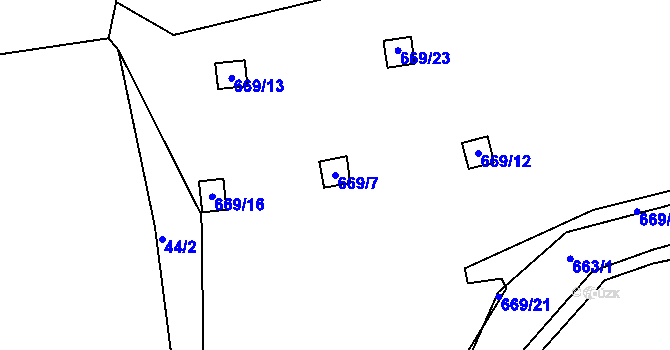 Parcela st. 669/7 v KÚ Mojžíř, Katastrální mapa