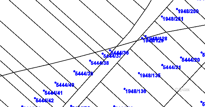 Parcela st. 5444/37 v KÚ Moravský Písek, Katastrální mapa