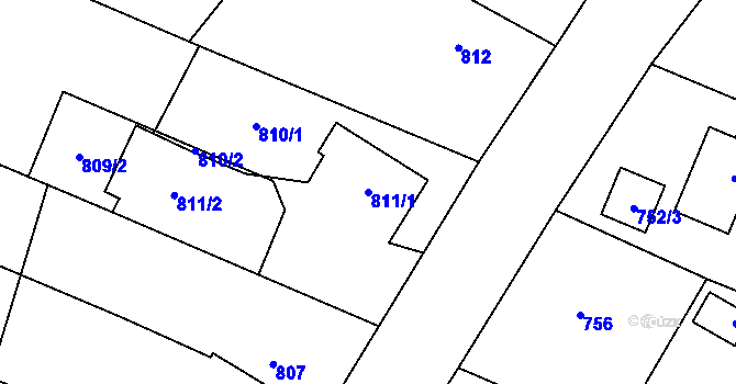 Parcela st. 811/1 v KÚ Komárov u Opavy, Katastrální mapa