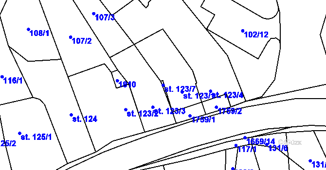 Parcela st. 123/7 v KÚ Ostrov u Macochy, Katastrální mapa