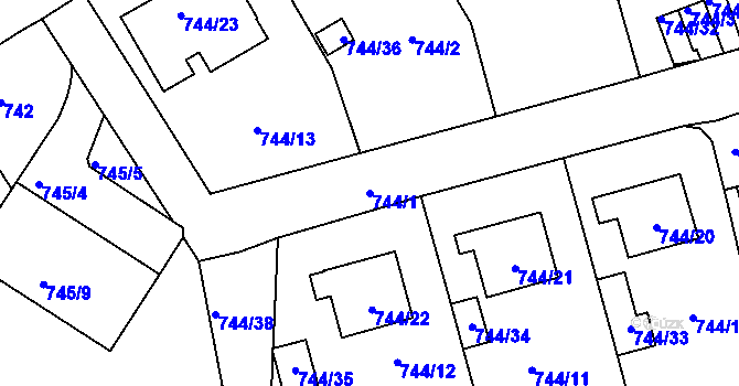 Parcela st. 744/1 v KÚ Pelhřimov, Katastrální mapa