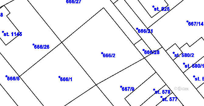 Parcela st. 666/2 v KÚ Pchery, Katastrální mapa