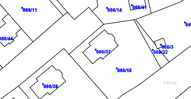 Parcela st. 666/37 v KÚ Plumlov, Katastrální mapa