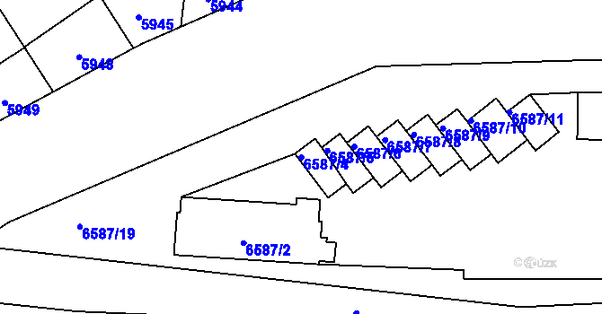 Parcela st. 6587/4 v KÚ Plzeň, Katastrální mapa