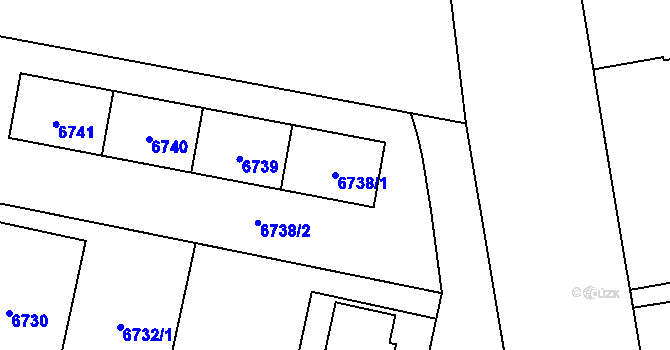 Parcela st. 6738/1 v KÚ Plzeň, Katastrální mapa