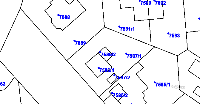 Parcela st. 7586/2 v KÚ Plzeň, Katastrální mapa
