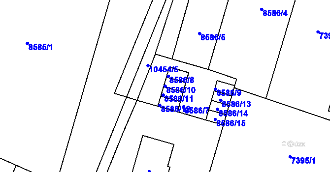 Parcela st. 8586/10 v KÚ Plzeň, Katastrální mapa