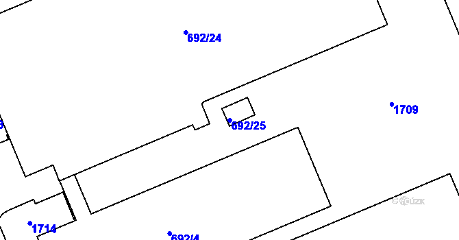Parcela st. 692/25 v KÚ Počenice, Katastrální mapa