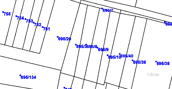 Parcela st. 695/8 v KÚ Brníkov, Katastrální mapa