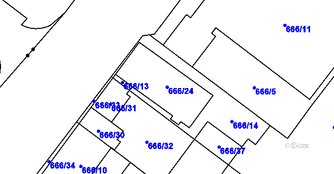 Parcela st. 666/24 v KÚ Kamýk, Katastrální mapa