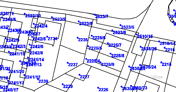 Parcela st. 2225/5 v KÚ Hloubětín, Katastrální mapa