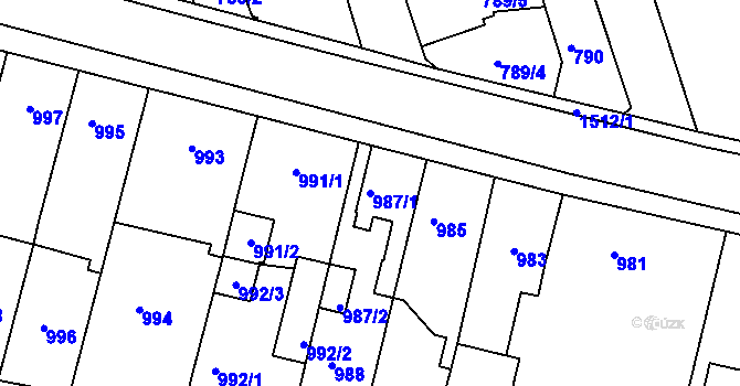 Parcela st. 987/1 v KÚ Čakovice, Katastrální mapa