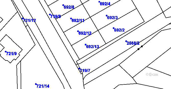 Parcela st. 692/13 v KÚ Rousínov u Vyškova, Katastrální mapa